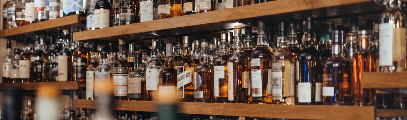 Ano ang mga sintomas ng Pag-abuso sa pag-inom ng alak o Alcoholism?