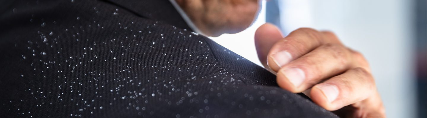 Paano makaiwas sa balakubak o dandruff?